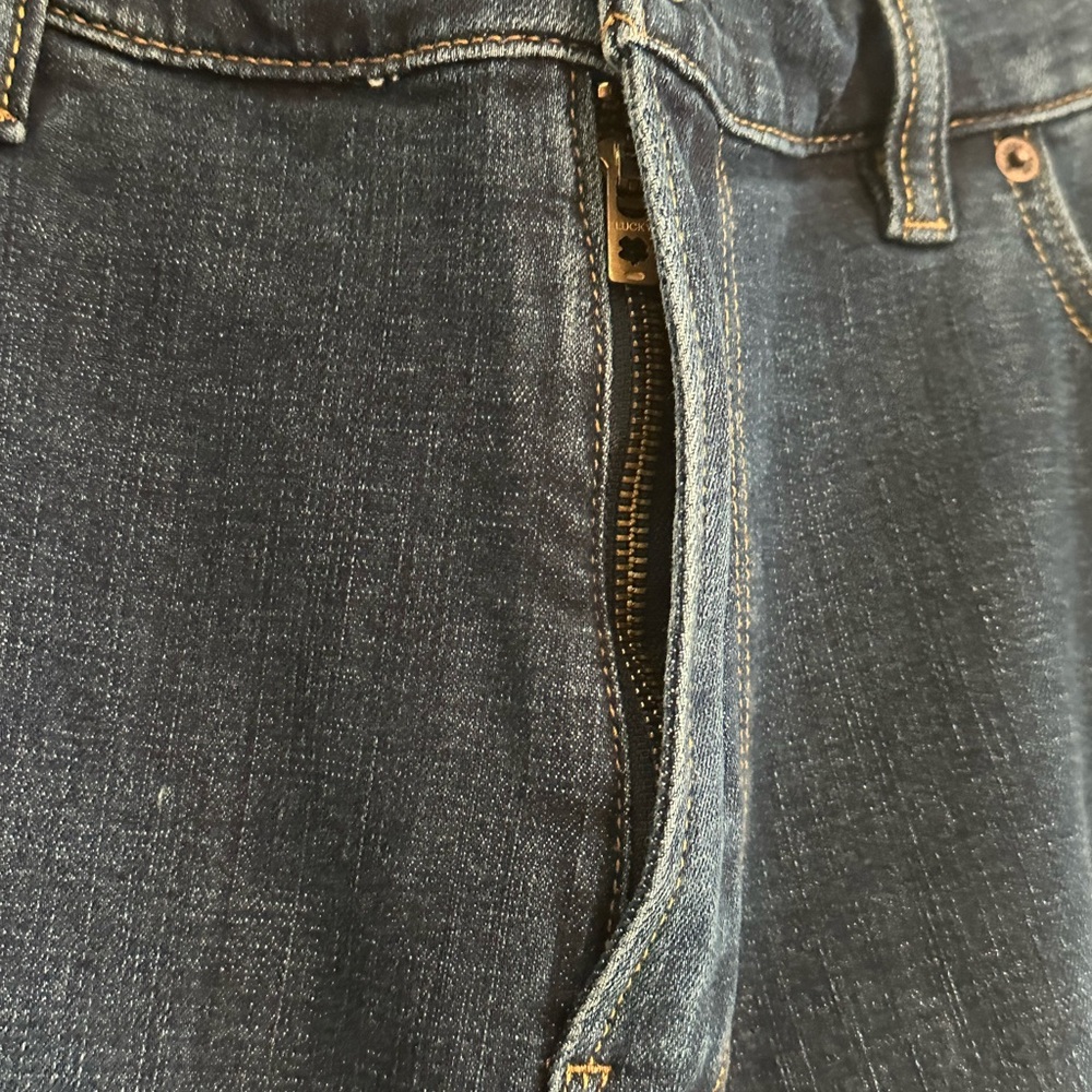 Lucky Brand Men’s Jeans - Picture 2 of 8